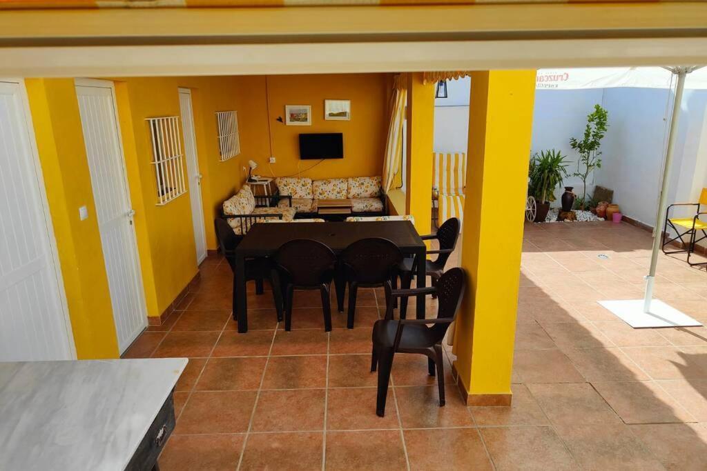 Casa A Pie De Playa, Con Patio. Zona Miramar. Villa Punta Umbría Екстериор снимка